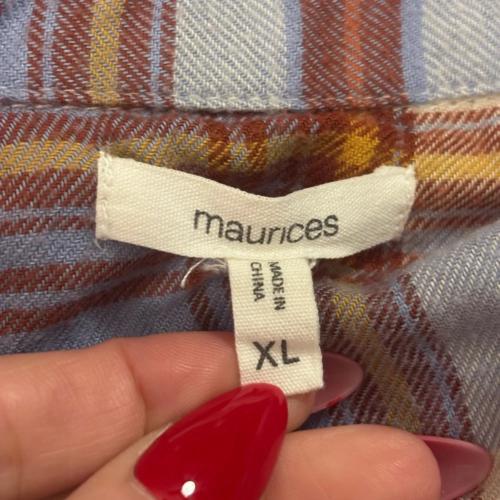Maurices Multicolor Plaid Button-Down Shirt - Picture 7 of 8